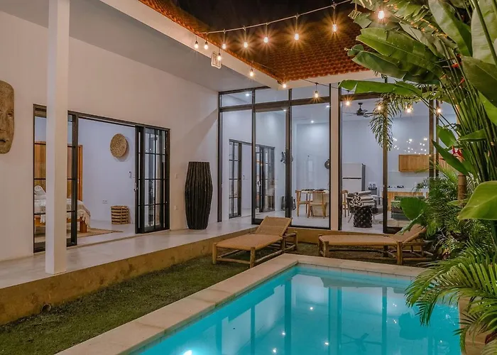 Dan - Tropical & Modern 3br -